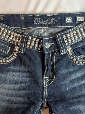 NWT Miss Me Dark Blue Studded Skinny Jeans Size 27